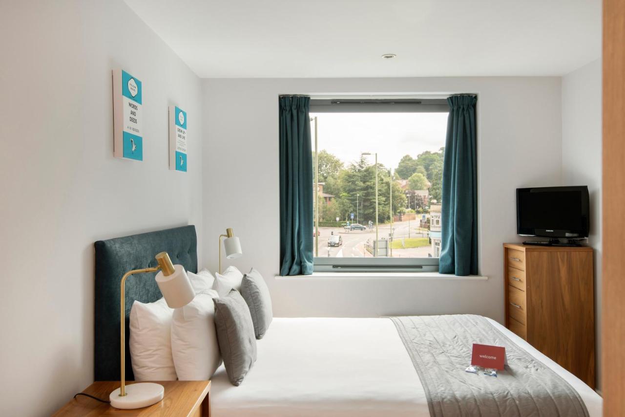 Hq Aparthotel Farnborough Farnborough  Kültér fotó