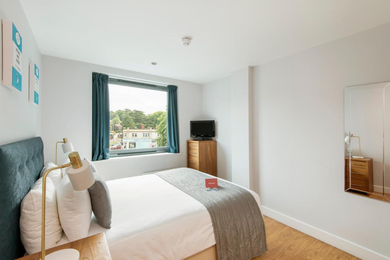 Hq Aparthotel Farnborough Farnborough  Kültér fotó