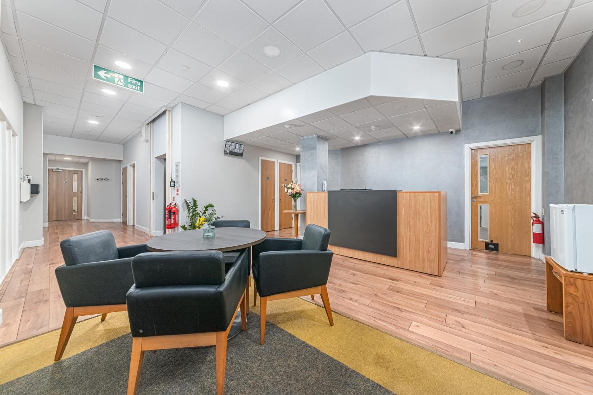 Hq Aparthotel Farnborough Farnborough  Kültér fotó