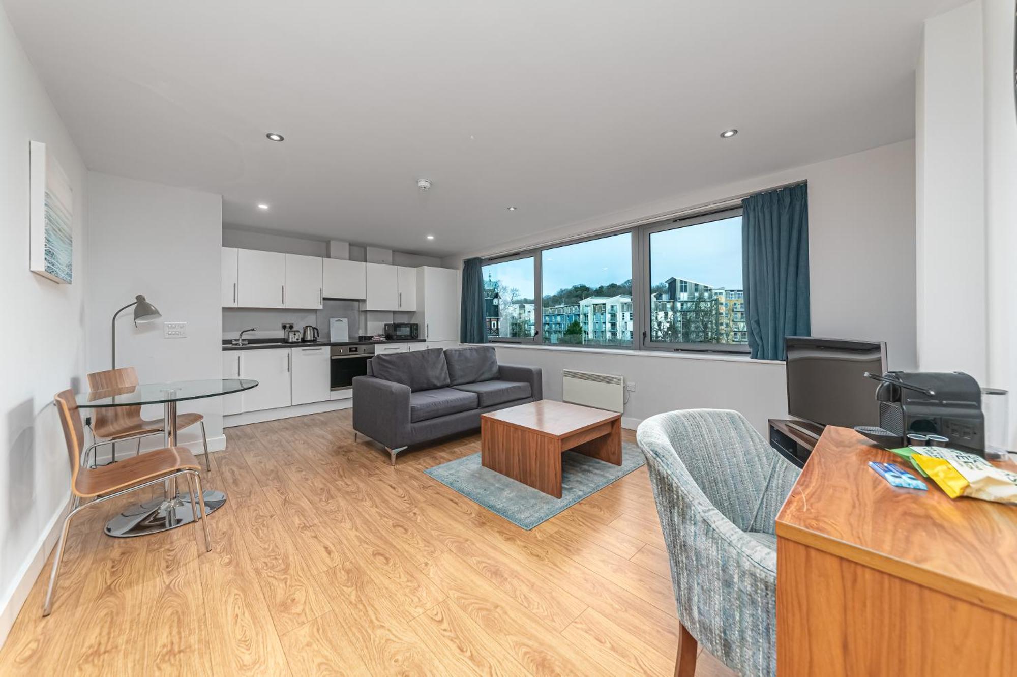 Hq Aparthotel Farnborough Farnborough  Kültér fotó