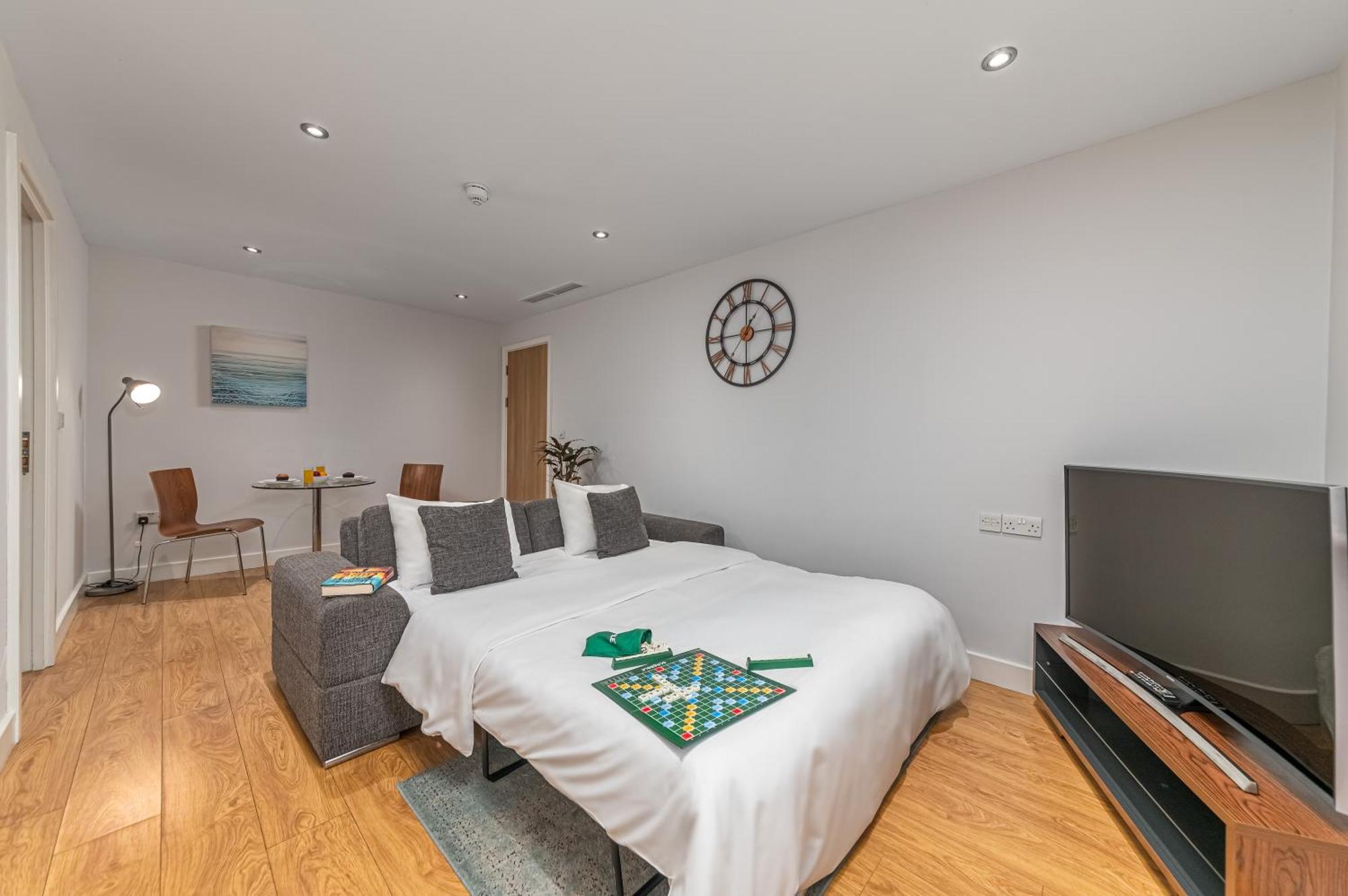 Hq Aparthotel Farnborough Farnborough  Kültér fotó
