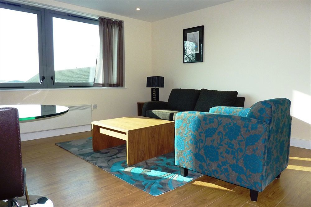 Hq Aparthotel Farnborough Farnborough  Kültér fotó